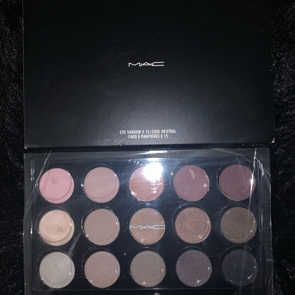 Brand new Mac nude palette